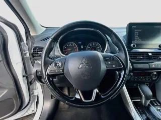 Mitsubishi Eclipse Cross 2024 AWD SE Crossover de 4 puertas