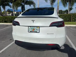 Tesla Model Y 2022 AWD Performance Crossover de 4 puertas