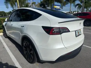 Tesla Model Y 2022 AWD Performance Crossover de 4 puertas