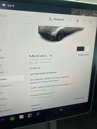 Tesla Model Y 2025 Tracción Integral Gran Autonomía de 4 puertas