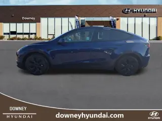 Tesla Model Y 2025 Larga Autonomía 4dr Crossover
