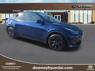 Tesla Model Y 2025 Larga Autonomía 4dr Crossover