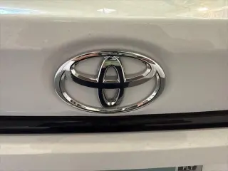 Toyota Corolla 2026 LE Sedán de 4 puertas