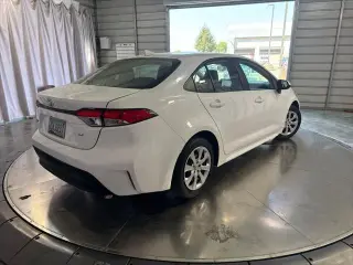Toyota Corolla 2026 LE Sedán de 4 puertas