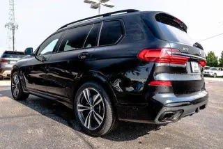 BMW X7 2022 AWD xDrive40i 4puertas Vehículo de Actividad Deportiva