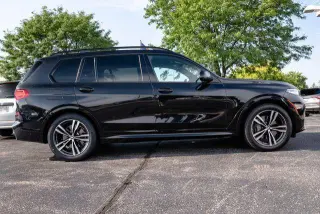 BMW X7 2022 AWD xDrive40i 4puertas Vehículo de Actividad Deportiva