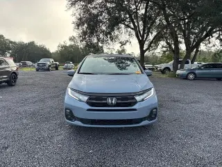 Honda Odyssey 2025 Touring Miniván de 4 puertas
