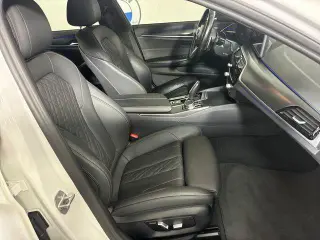 BMW Serie 5 2023 Tracción en las Cuatro Ruedas 530i xDrive Sedán de 4 Puertas