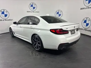 BMW Serie 5 2023 Tracción en las Cuatro Ruedas 530i xDrive Sedán de 4 Puertas