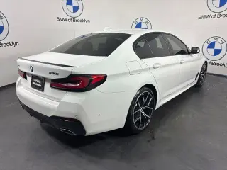 BMW Serie 5 2023 Tracción en las Cuatro Ruedas 530i xDrive Sedán de 4 Puertas