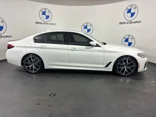 BMW Serie 5 2023 Tracción en las Cuatro Ruedas 530i xDrive Sedán de 4 Puertas