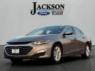 Chevrolet Malibu 2025 LT Sedán de 4 puertas con 1LT