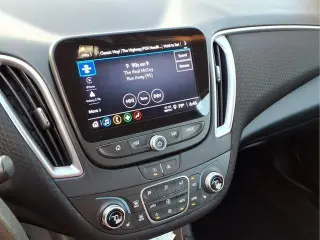 Chevrolet Malibu 2025 LT Sedán de 4 puertas con 1LT