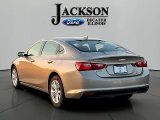 Chevrolet Malibu 2025 LT Sedán de 4 puertas con 1LT