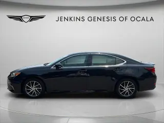Sedán de 4 puertas Lexus ES 350 2018