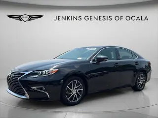 Sedán de 4 puertas Lexus ES 350 2018