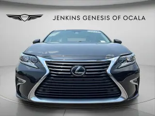 Sedán de 4 puertas Lexus ES 350 2018