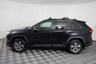 Toyota RAV4 Hybrid 2022 AWD XLE 4dr SUV