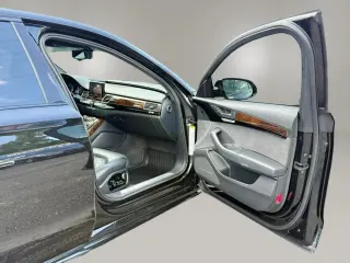 Audi A8 L 2017 AWD 4.0T quattro Sport 4dr Sedán