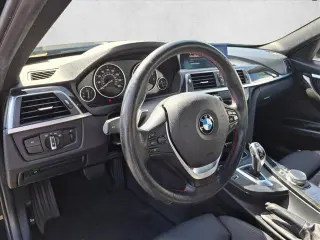BMW Serie 3 2018 330i Sedán de 4 puertas