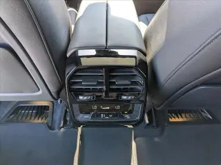 Vehículo de Actividad Deportiva BMW iX 2024 AWD xDrive50 de 4 puertas