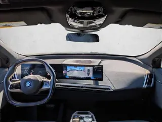 Vehículo de Actividad Deportiva BMW iX 2024 AWD xDrive50 de 4 puertas