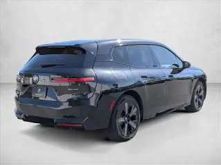 Vehículo de Actividad Deportiva BMW iX 2024 AWD xDrive50 de 4 puertas