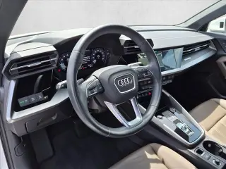 Audi A3 2023 AWD quattro Premium Plus 40 TFSI Sedán 4 puertas