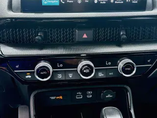 Honda CR-V Híbrido 2025 AWD Sport Touring SUV de 4 puertas