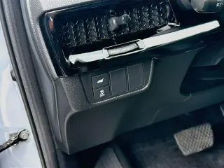 Honda CR-V Híbrido 2025 AWD Sport Touring SUV de 4 puertas