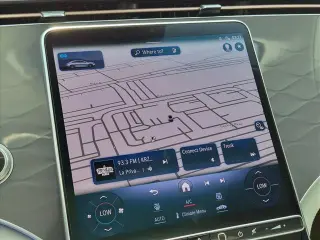 Mercedes-Benz EQE 2023 AWD EQE 350 4MATIC 4dr Sedán