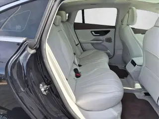 Mercedes-Benz EQE 2023 AWD EQE 350 4MATIC 4dr Sedán