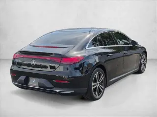 Mercedes-Benz EQE 2023 AWD EQE 350 4MATIC 4dr Sedán