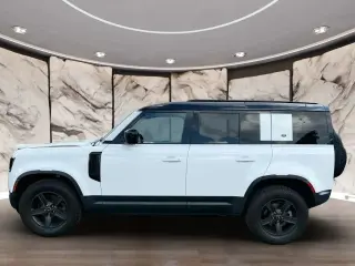 Land Rover Defender 2022 con tracción en las fouraz 110 estándar 4 puertas SUV