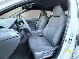 Toyota C-HR 2021 LE 4dr Crossover