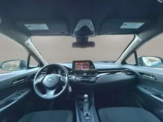 Toyota C-HR 2021 LE 4dr Crossover