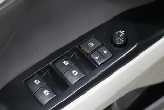 Toyota Camry 2019 LE 4dr Sedán
