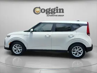 Kia Soul 2022 LX 4dr Crossover CVT