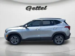 Kia Seltos 2024 AWD S 4dr SUV