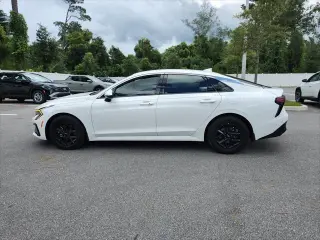 Kia K5 2026 LXS 4dr Sedan