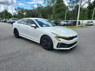 Kia K5 2026 LXS 4dr Sedan