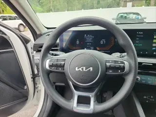 Kia K5 2026 LXS 4dr Sedan