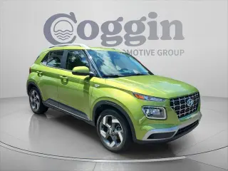 Hyundai VENUE 2024 SEL 4dr Crossover