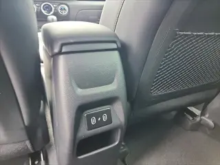 Hyundai VENUE 2026 SEL 4dr Crossover w/Two-Tone Roof