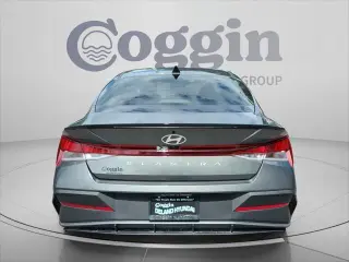 Hyundai Elantra 2026 SEL Sport sedán 4 puertas