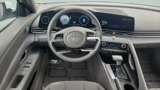 Hyundai ELANTRA 2024 SEL Sedán 4 puertas