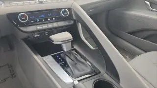 Hyundai ELANTRA 2024 SEL Sedán 4 puertas