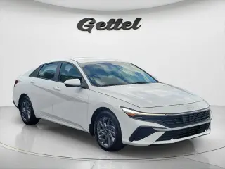 Hyundai ELANTRA 2024 SEL Sedán 4 puertas