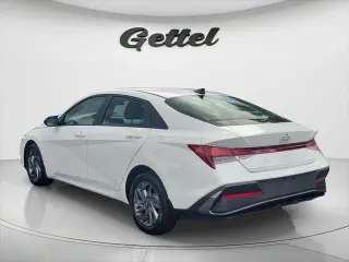 Hyundai ELANTRA 2024 SEL Sedán 4 puertas