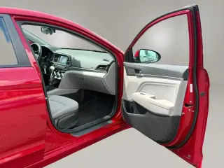 Hundai Elantra 2019 SE 4dr Sedan 6M